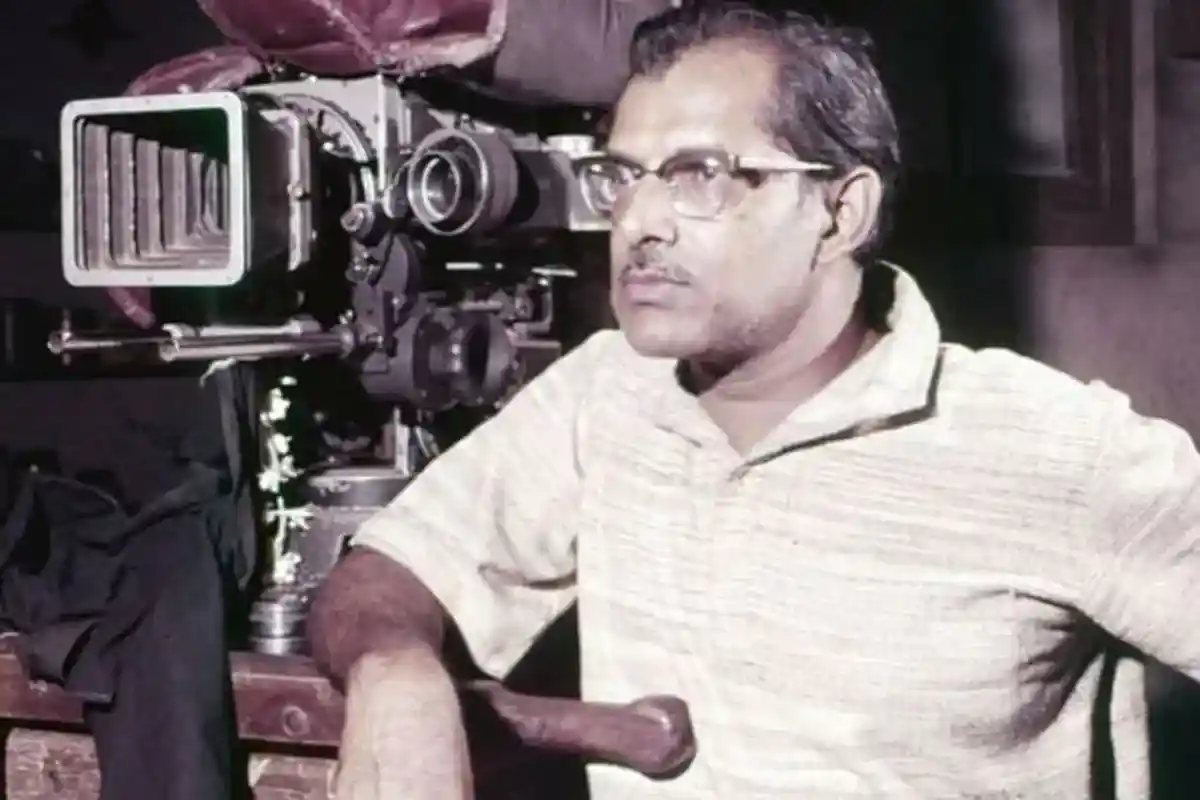 Hrishikesh Mukherjee, the iconic filmmaker, Image Source- News 18