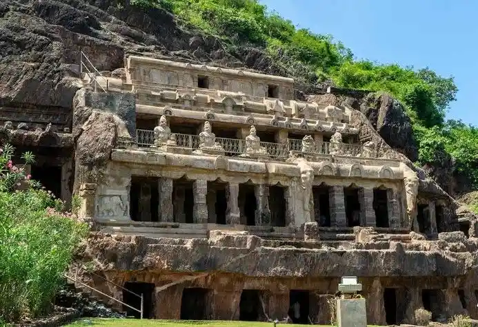 Undavalli caves of Vijayawada; Source: Magik India