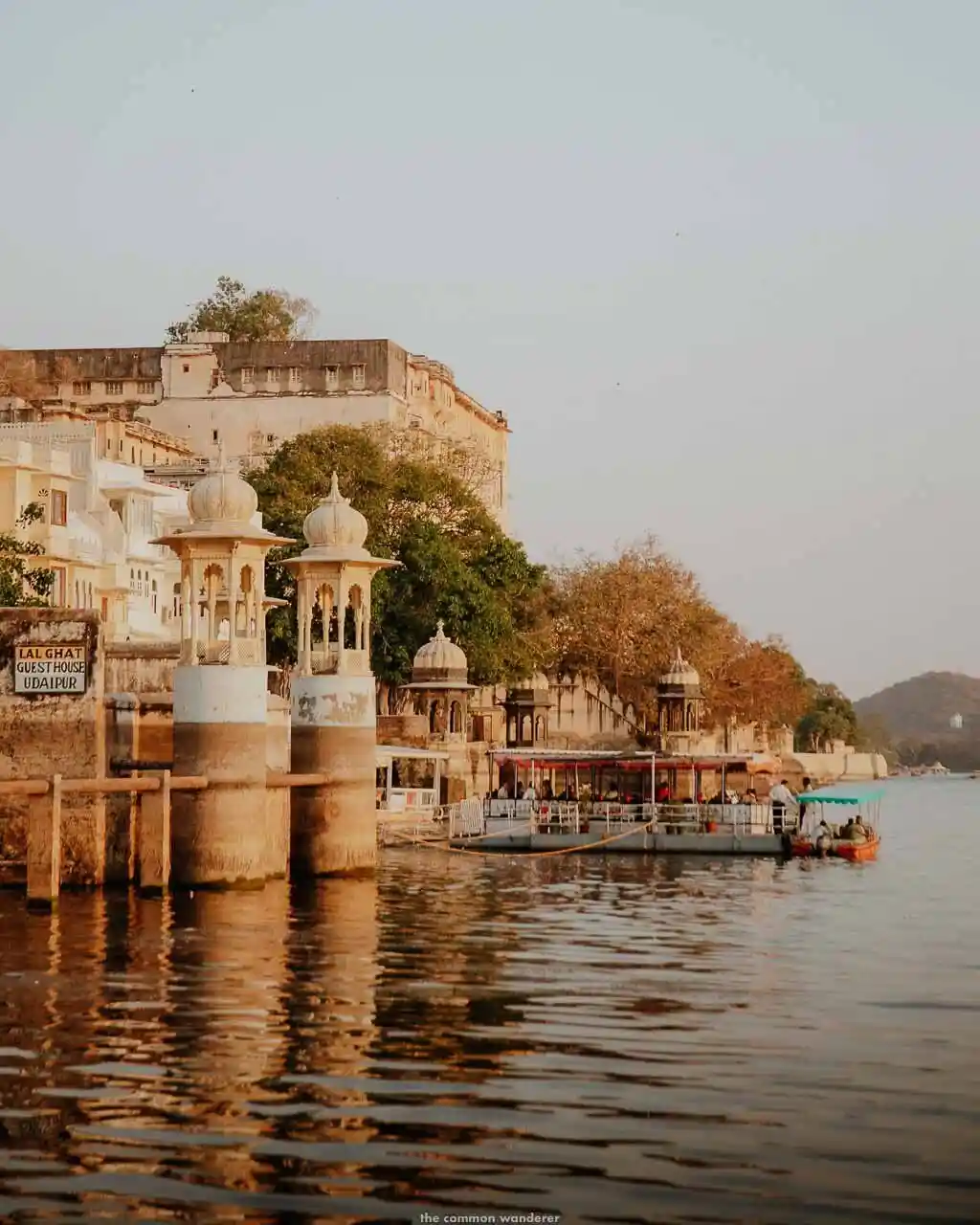 The city of Udaipur; Source : the common wanderer