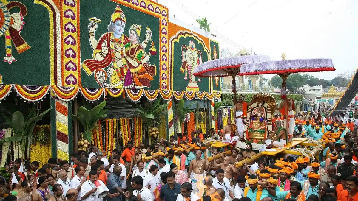 Brahmotsavam at Srirangam is celebrated with full excitement; Image Source: Adotrip
