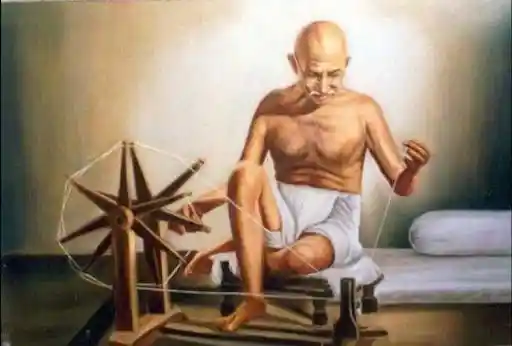 Gandhi, with his iconic charkha Image source: amarujala.com