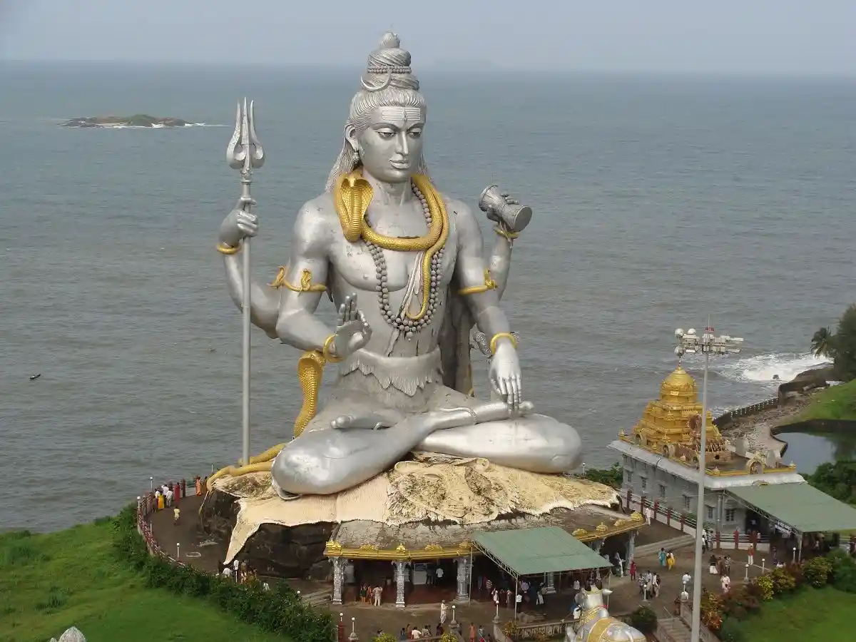 The Magnanimous statue of Shiva; Source: Wikimedia