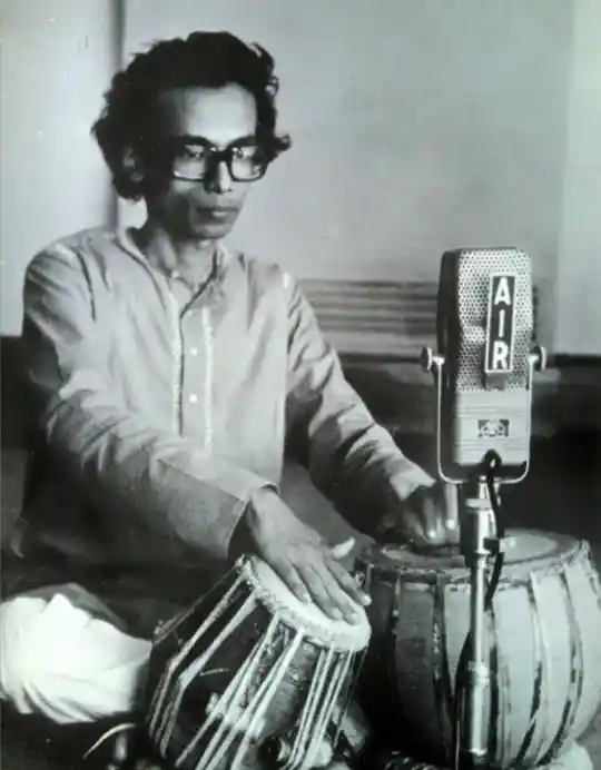 Shastri at a studio recording at All India Radio; Image Source- Pandit Chandra Nath Shastri. Weebly 
